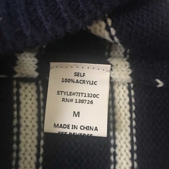 HONEY PUNCH SWEATER SIZE M - Picture 4 of 5